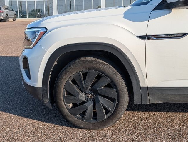 2025 Volkswagen Atlas Cross Sport 2.0T SE w/Technology