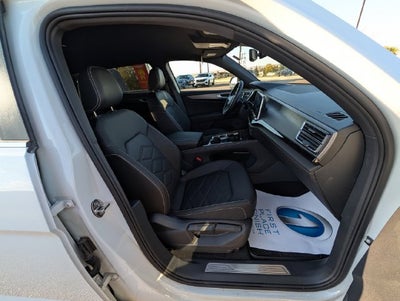 2025 Volkswagen Atlas Cross Sport 2.0T SE w/Technology