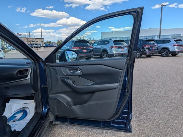 2025 Nissan Rogue SV AWD
