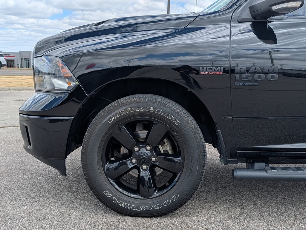 2023 RAM 1500 SLT