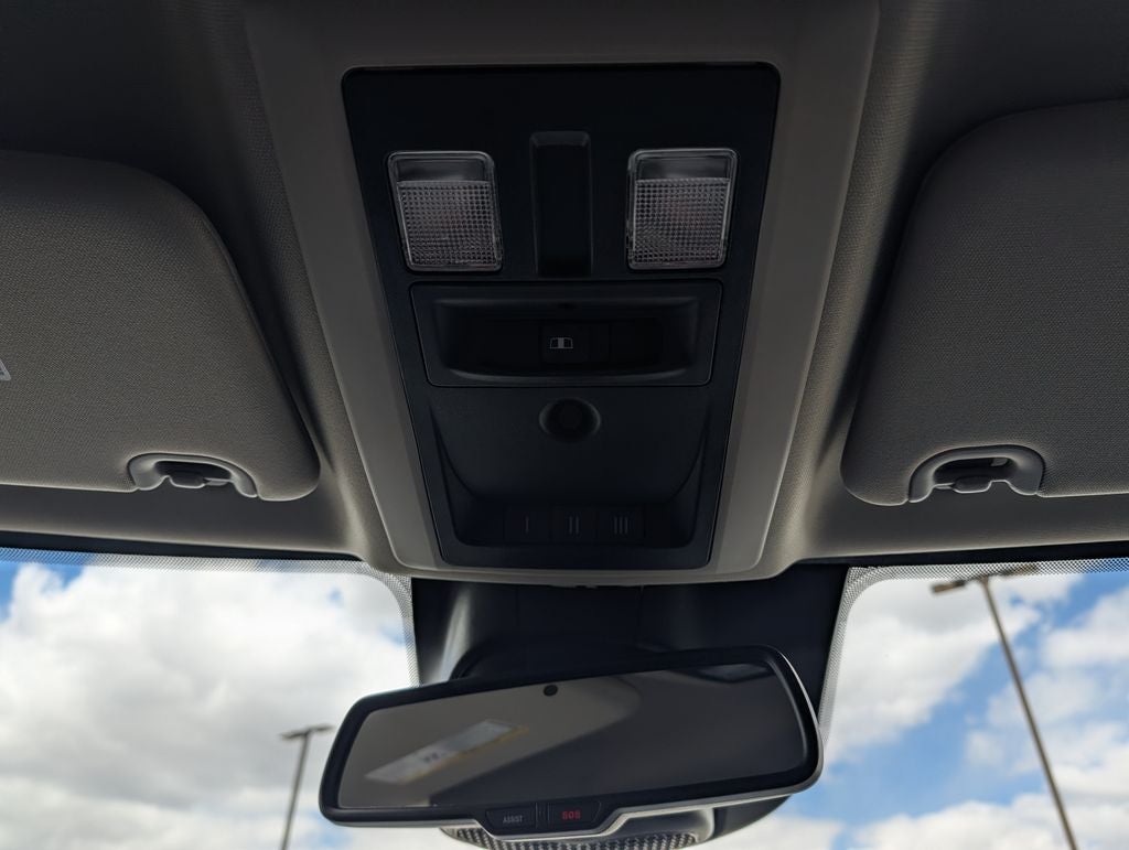 2023 RAM 1500 SLT
