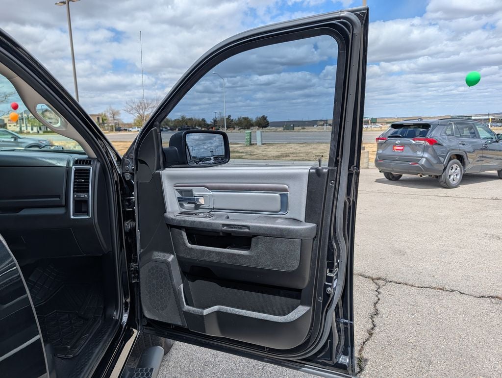 2023 RAM 1500 SLT