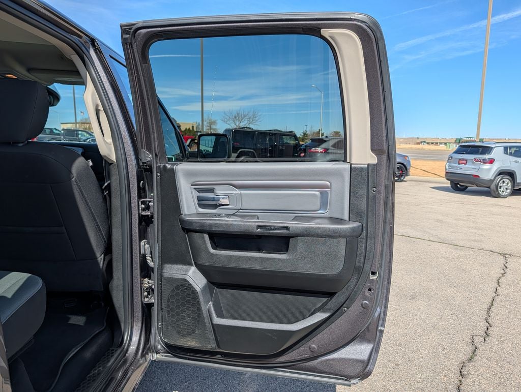 2023 RAM 1500 Classic SLT