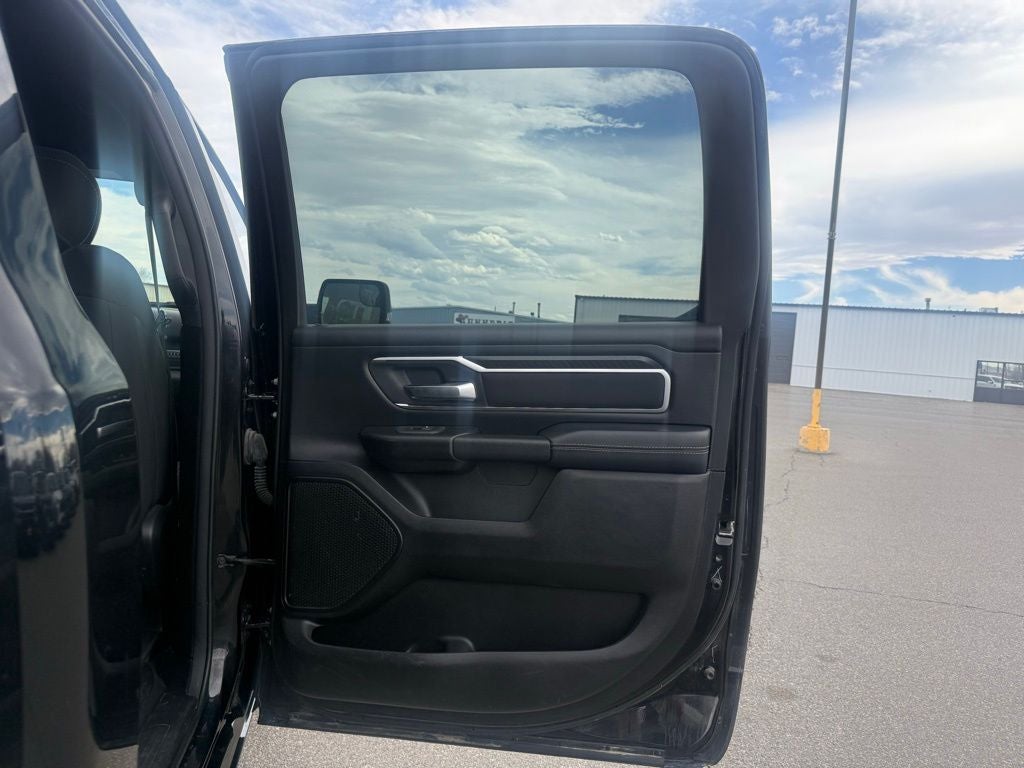 2025 RAM 1500 Big Horn Crew Cab 4x4 5'7' Box
