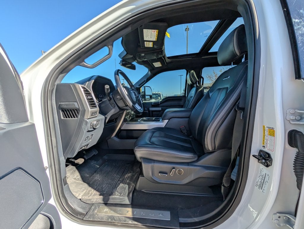 2022 Ford F-350SD Platinum
