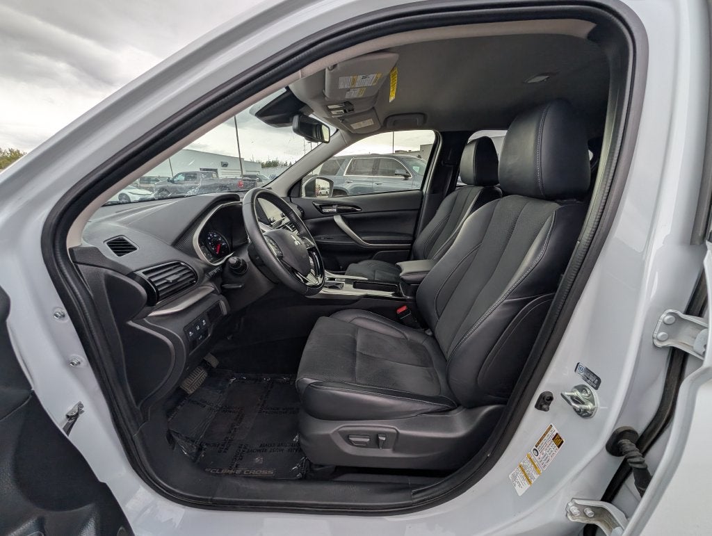 2025 Mitsubishi Eclipse Cross Base