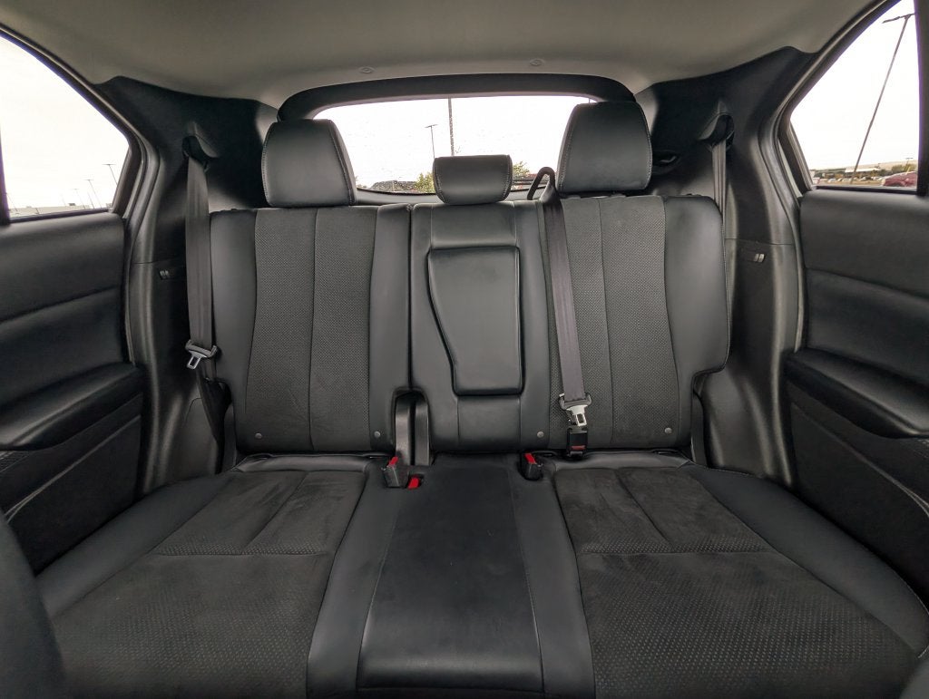 2025 Mitsubishi Eclipse Cross Base