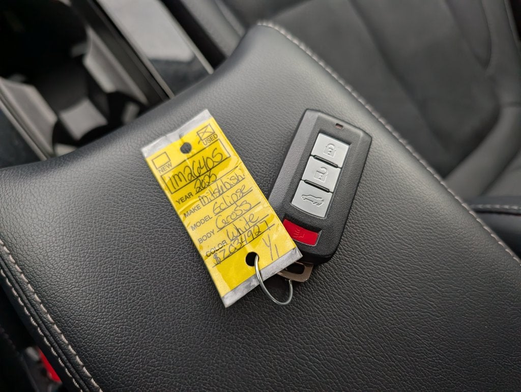 2025 Mitsubishi Eclipse Cross Base