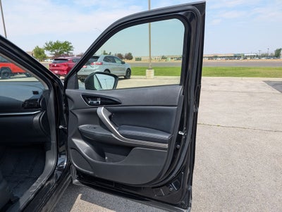 2025 Mitsubishi Eclipse Cross Base