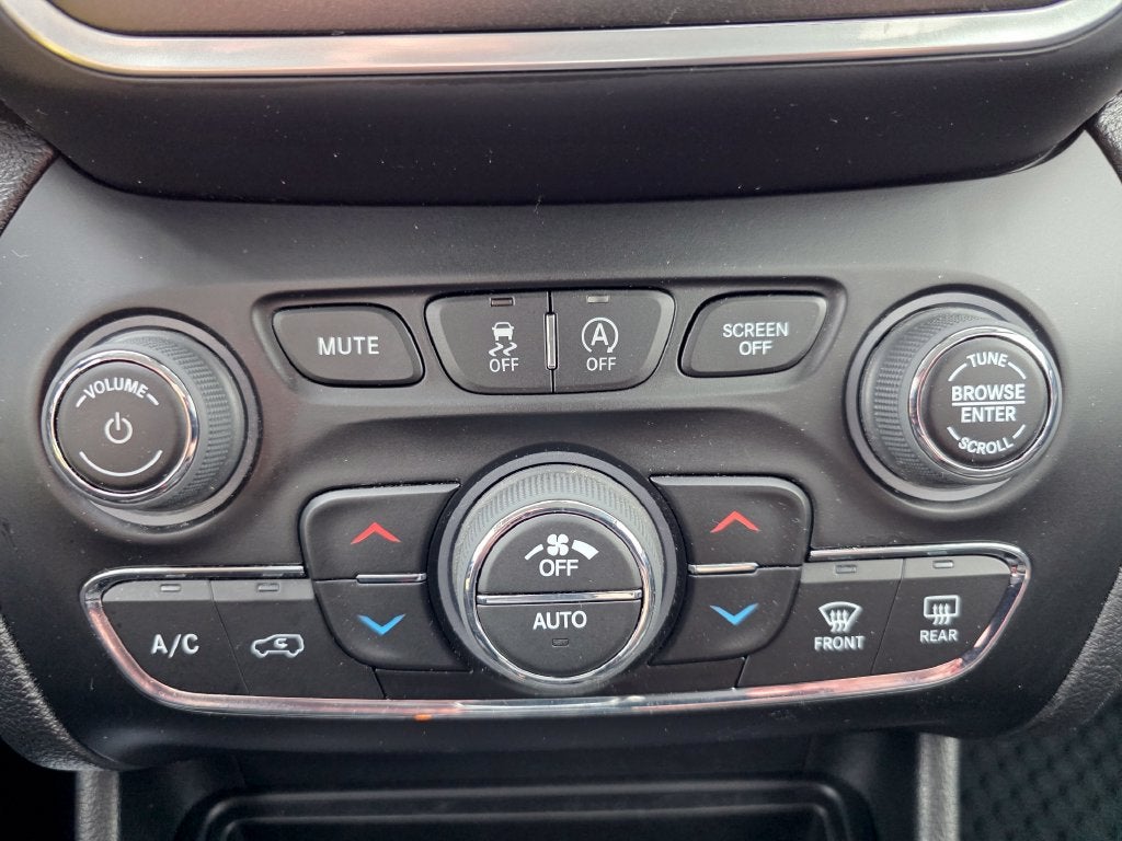 2022 Jeep Cherokee Trailhawk