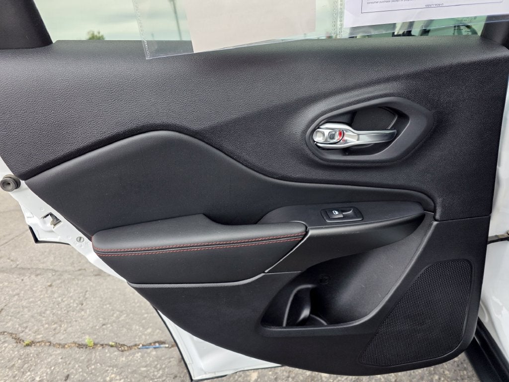2022 Jeep Cherokee Trailhawk