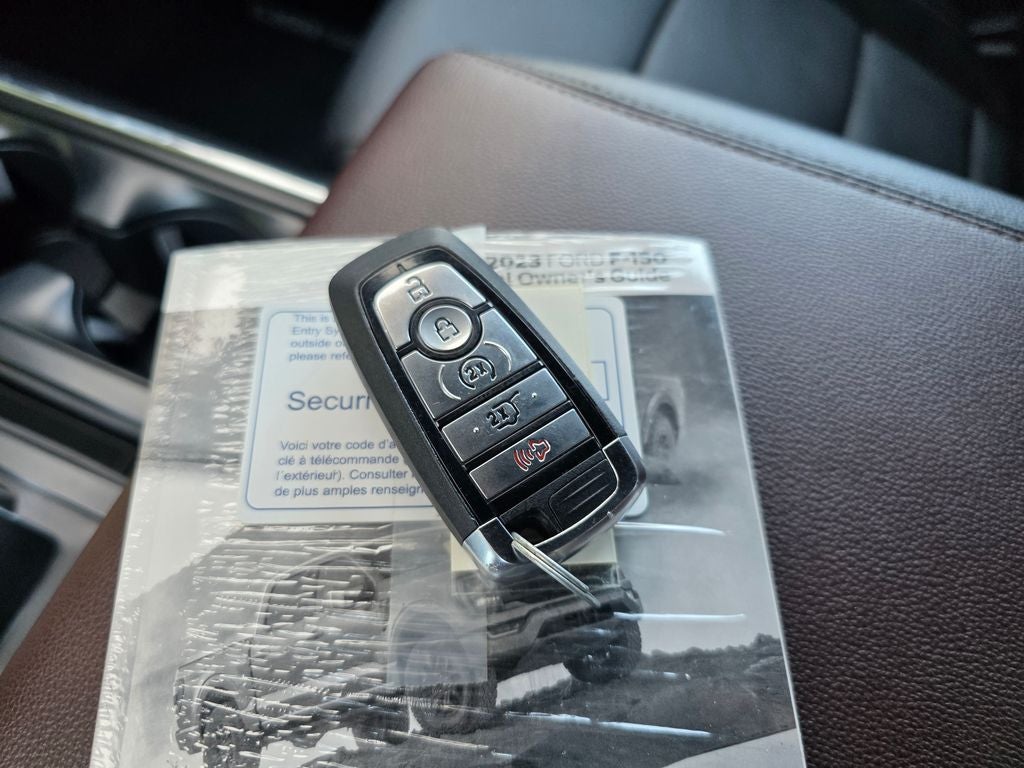 2023 Ford F-150 Lariat Sport package