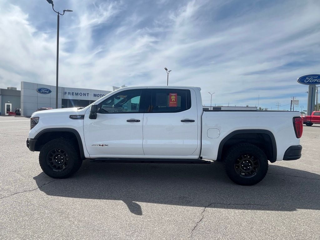 2023 GMC Sierra 1500 AT4X