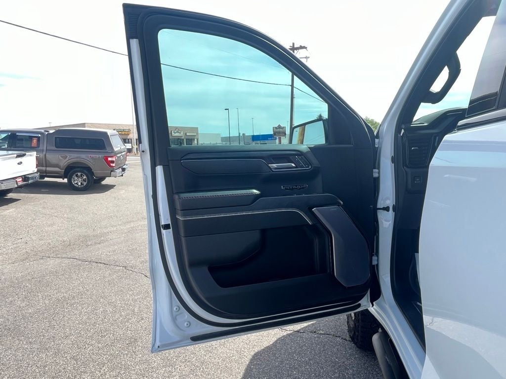 2023 GMC Sierra 1500 AT4X