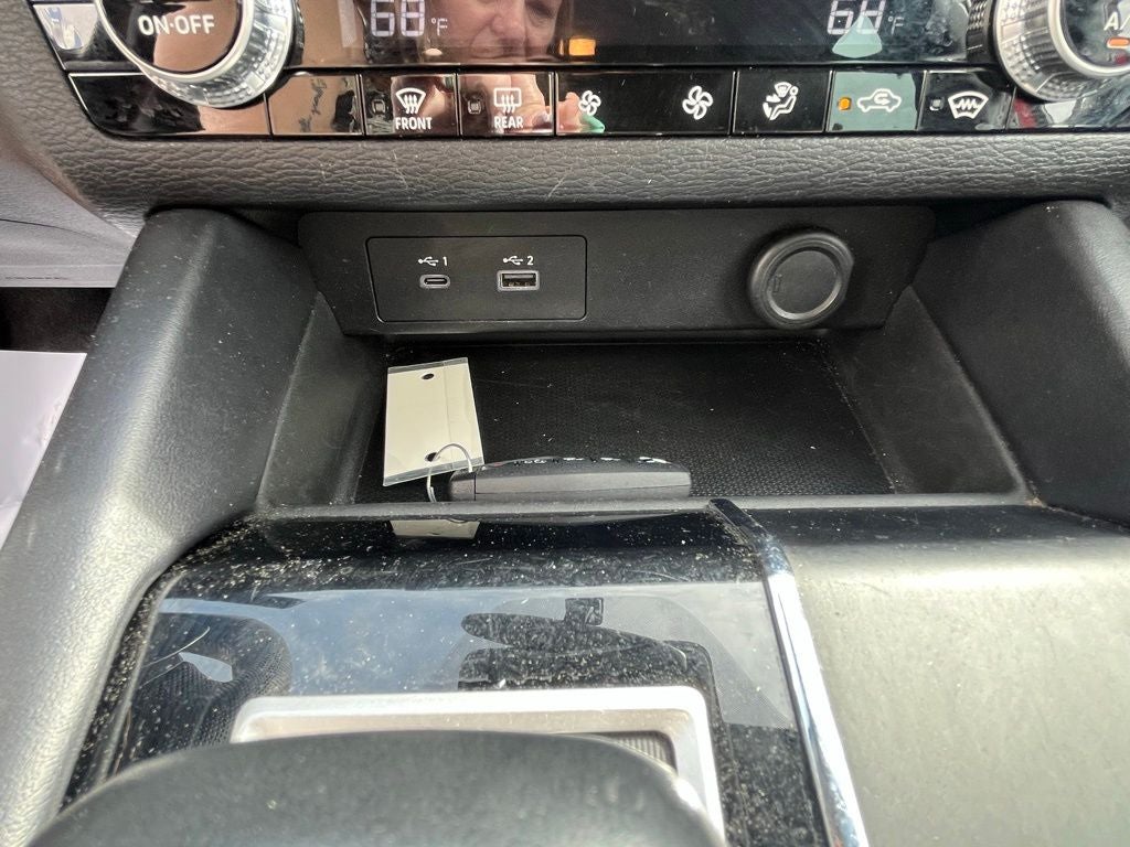 2023 Mitsubishi Outlander SE
