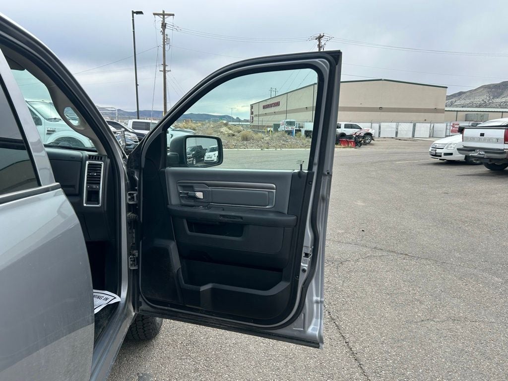 2023 RAM 1500 SLT