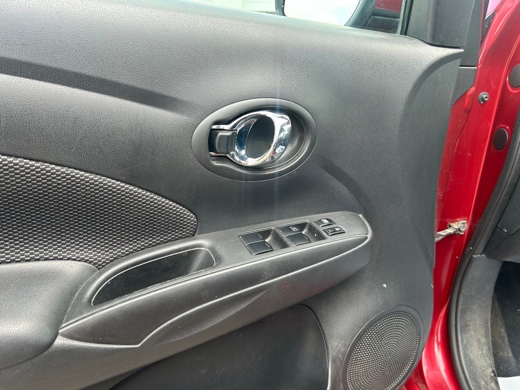 2017 Nissan Versa 1.6 SV