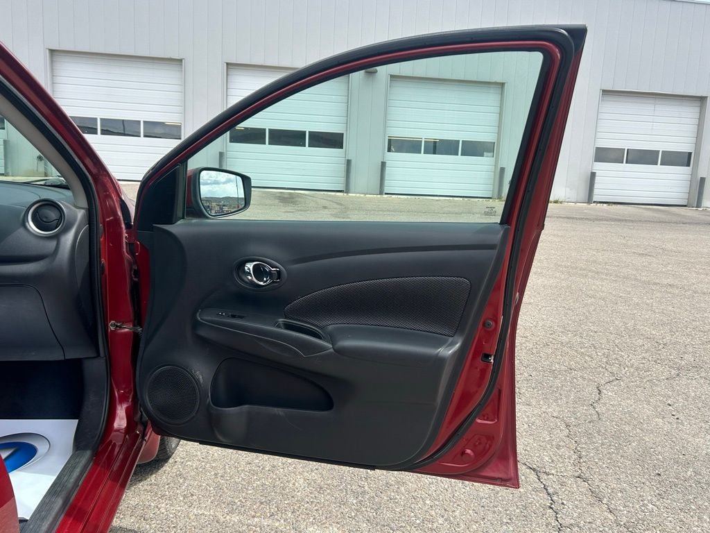 2017 Nissan Versa 1.6 SV