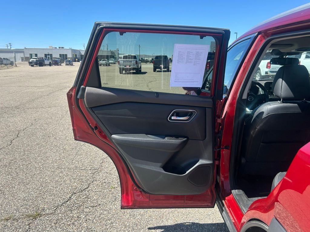 2021 Nissan Rogue SL