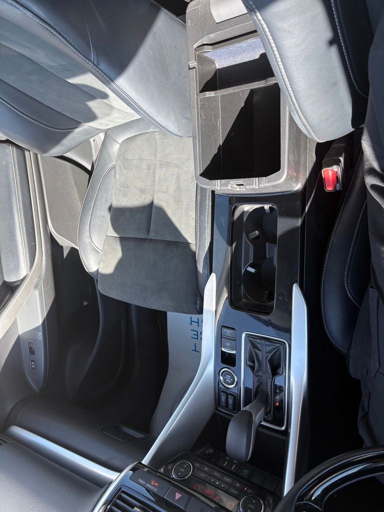 2024 Mitsubishi Eclipse Cross Base
