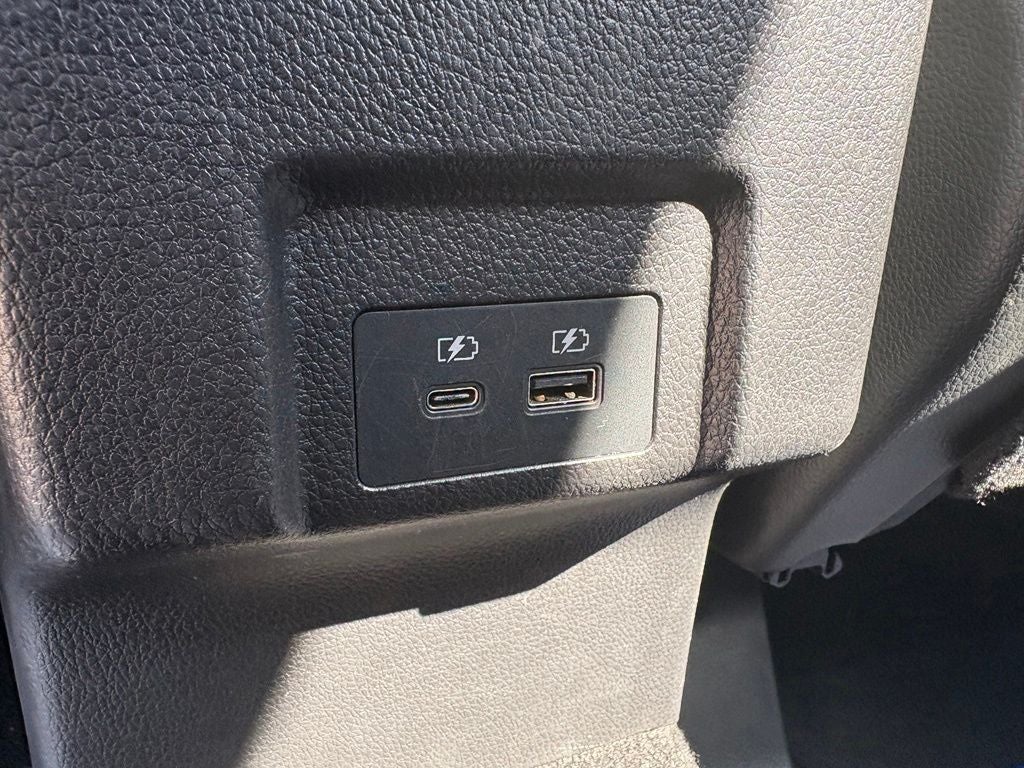 2024 Mitsubishi Eclipse Cross Base
