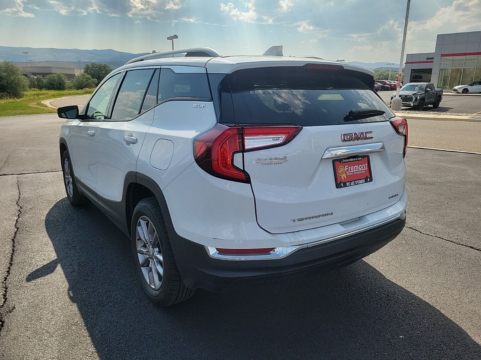 2024 GMC Terrain SLT