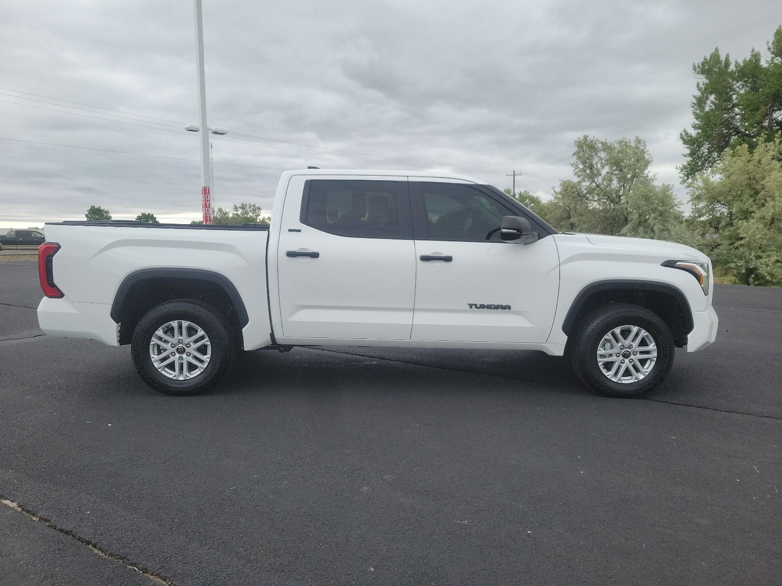 2024 Toyota Tundra SR5