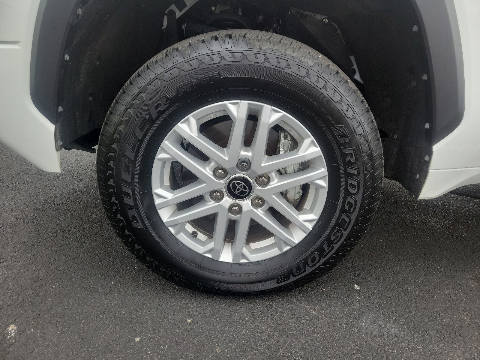 2024 Toyota Tundra SR5