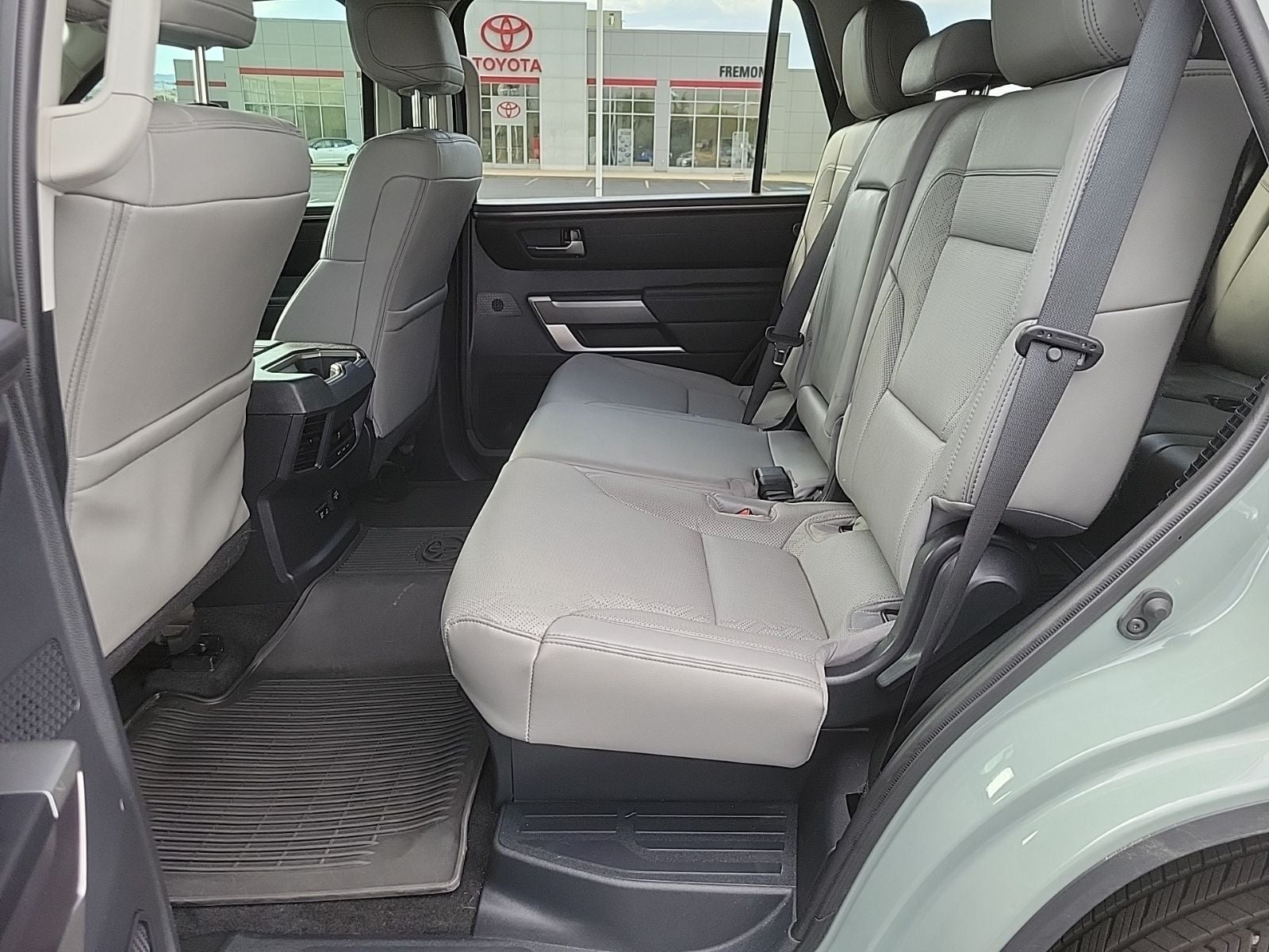 2024 Toyota Sequoia SR5