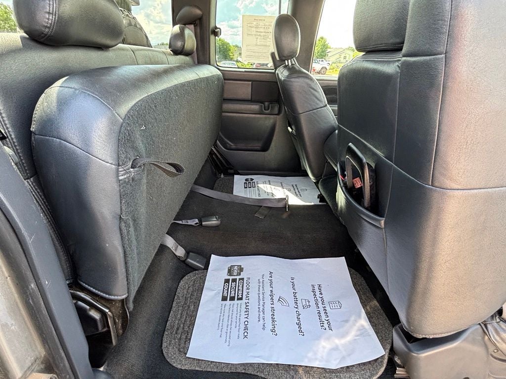 2000 Chevrolet Silverado 1500 LS