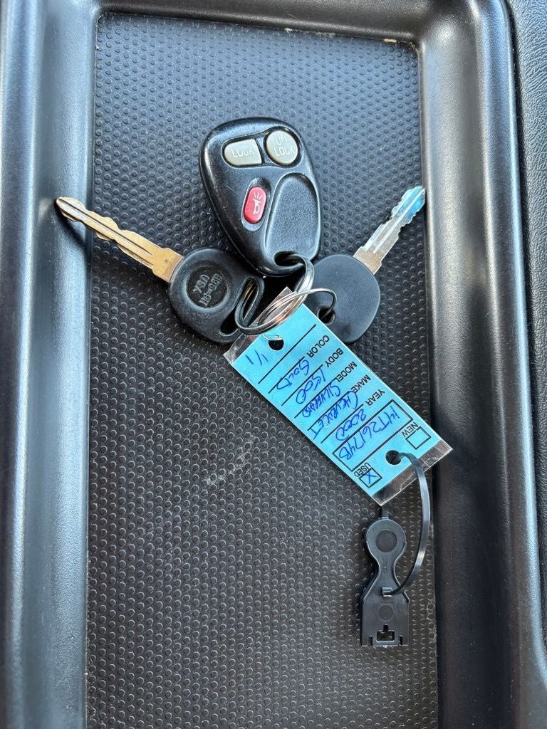 2000 Chevrolet Silverado 1500 LS