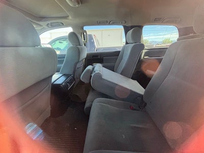 2016 Toyota Sequoia SR5 5.7L