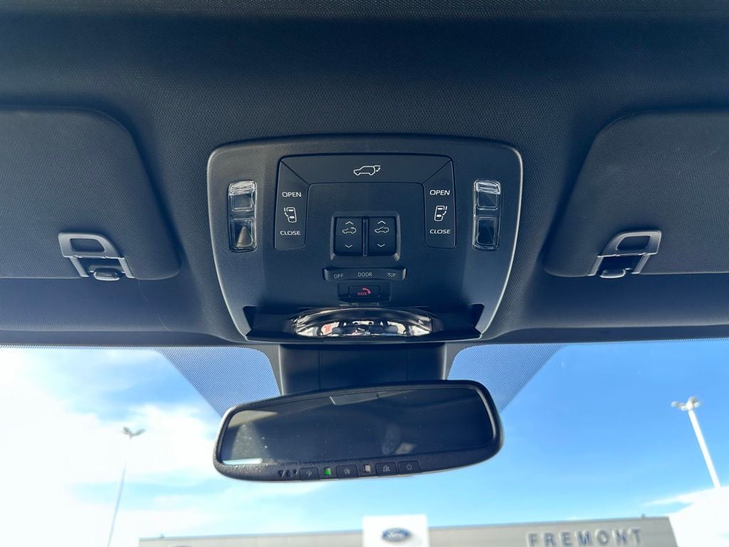 2025 Toyota Sienna XLE 7 Passenger