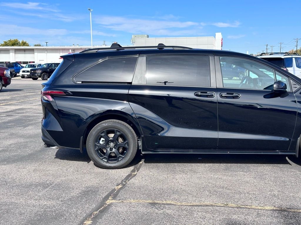 2025 Toyota Sienna XLE 7 Passenger