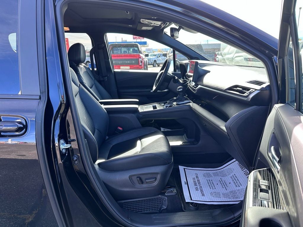 2025 Toyota Sienna XLE 7 Passenger