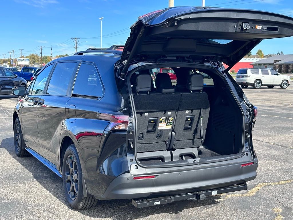 2025 Toyota Sienna XLE 7 Passenger