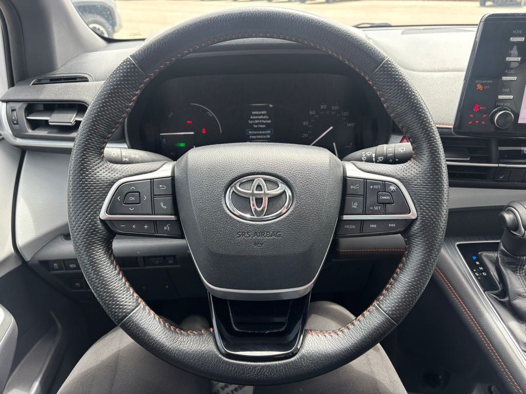 2021 Toyota Sienna XSE 7 Passenger