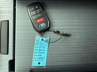 2021 Toyota Sienna XSE 7 Passenger