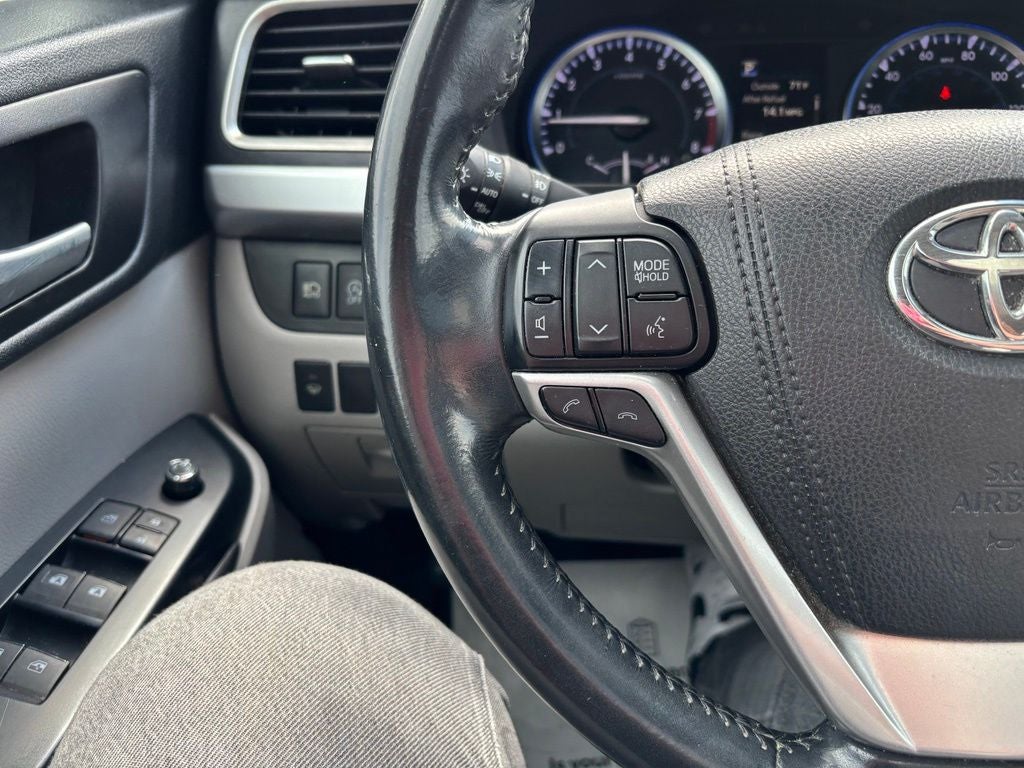2017 Toyota Highlander XLE