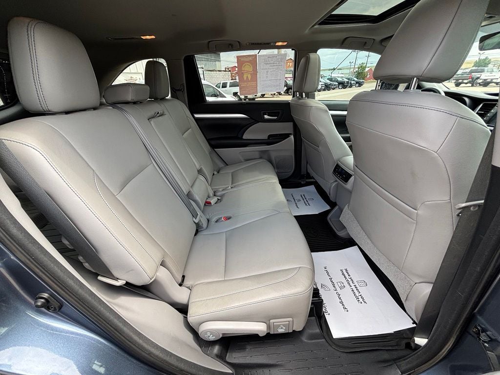2017 Toyota Highlander XLE