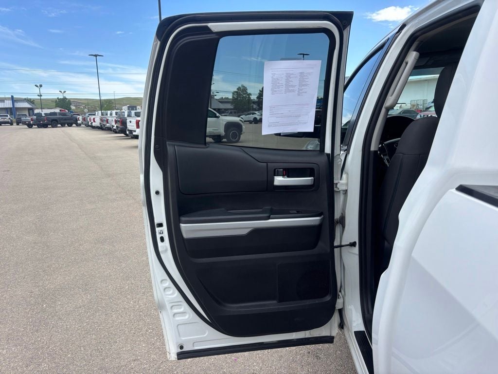 2018 Toyota Tundra SR5
