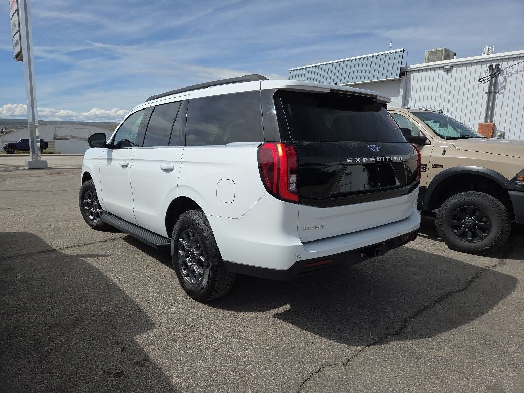 2025 Ford Expedition Active