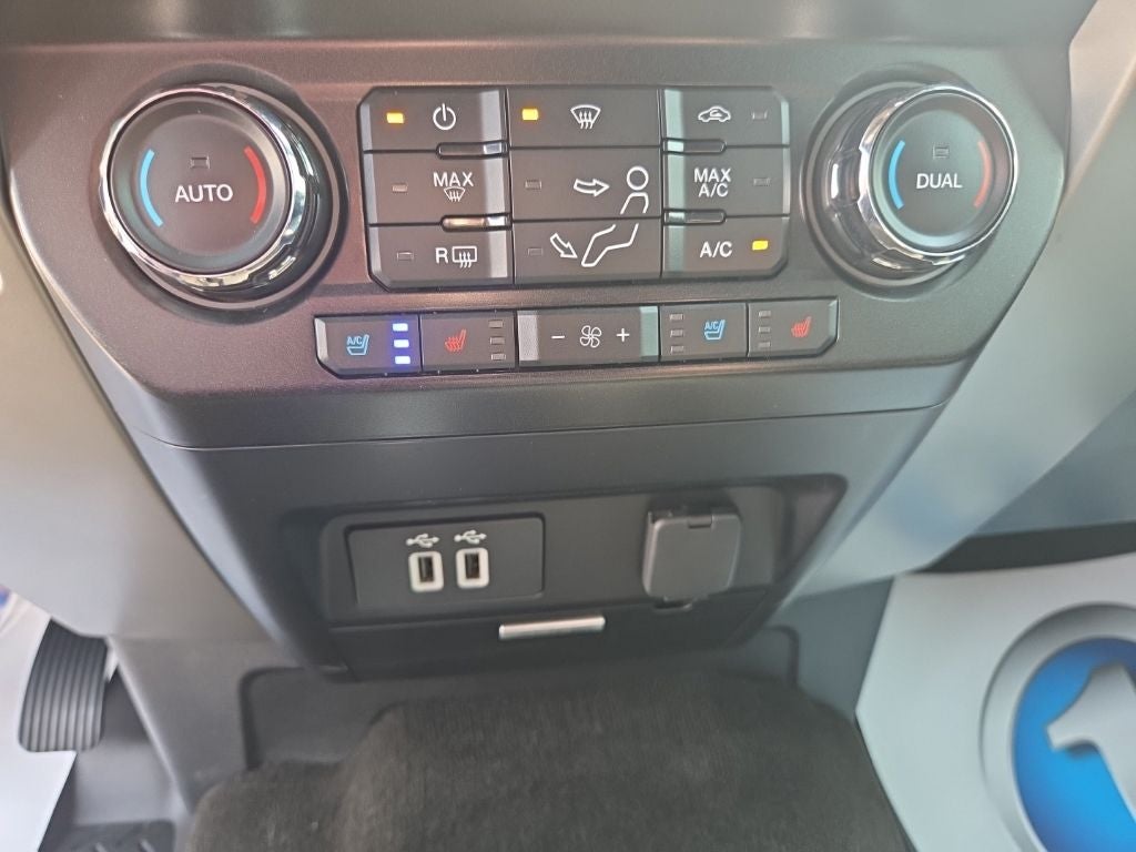 2018 Ford F-250SD Lariat 160"