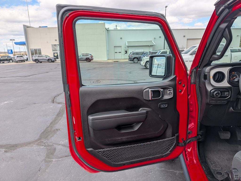 2025 Jeep Wrangler Willys 4X4