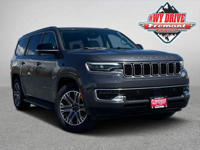 2023 Jeep Wagoneer Base