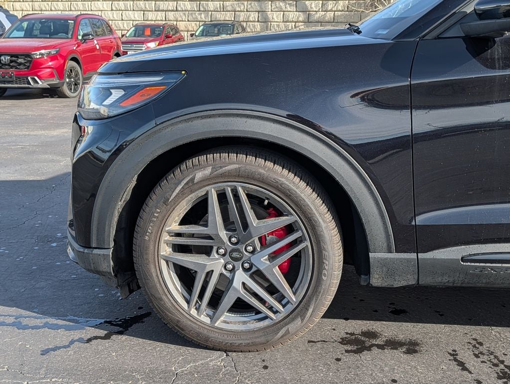 2025 Ford Explorer ST 4WD