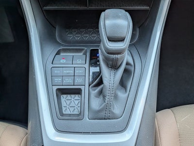 2025 Toyota RAV4 XLE AWD