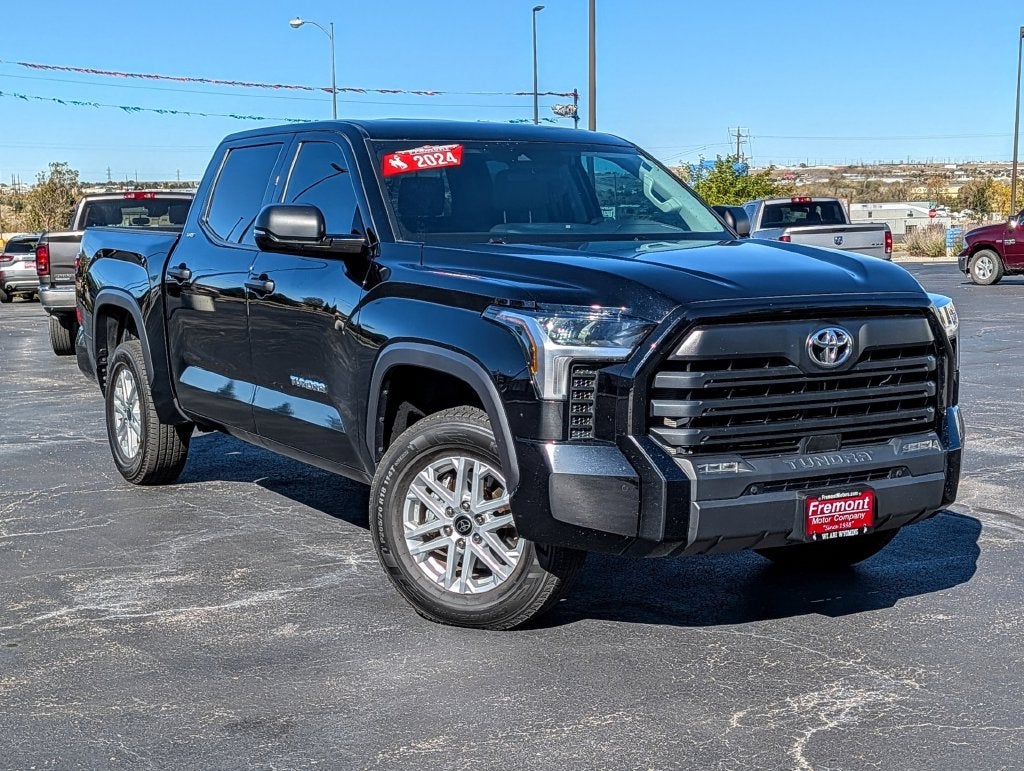 2024 Toyota Tundra SR5 4X4