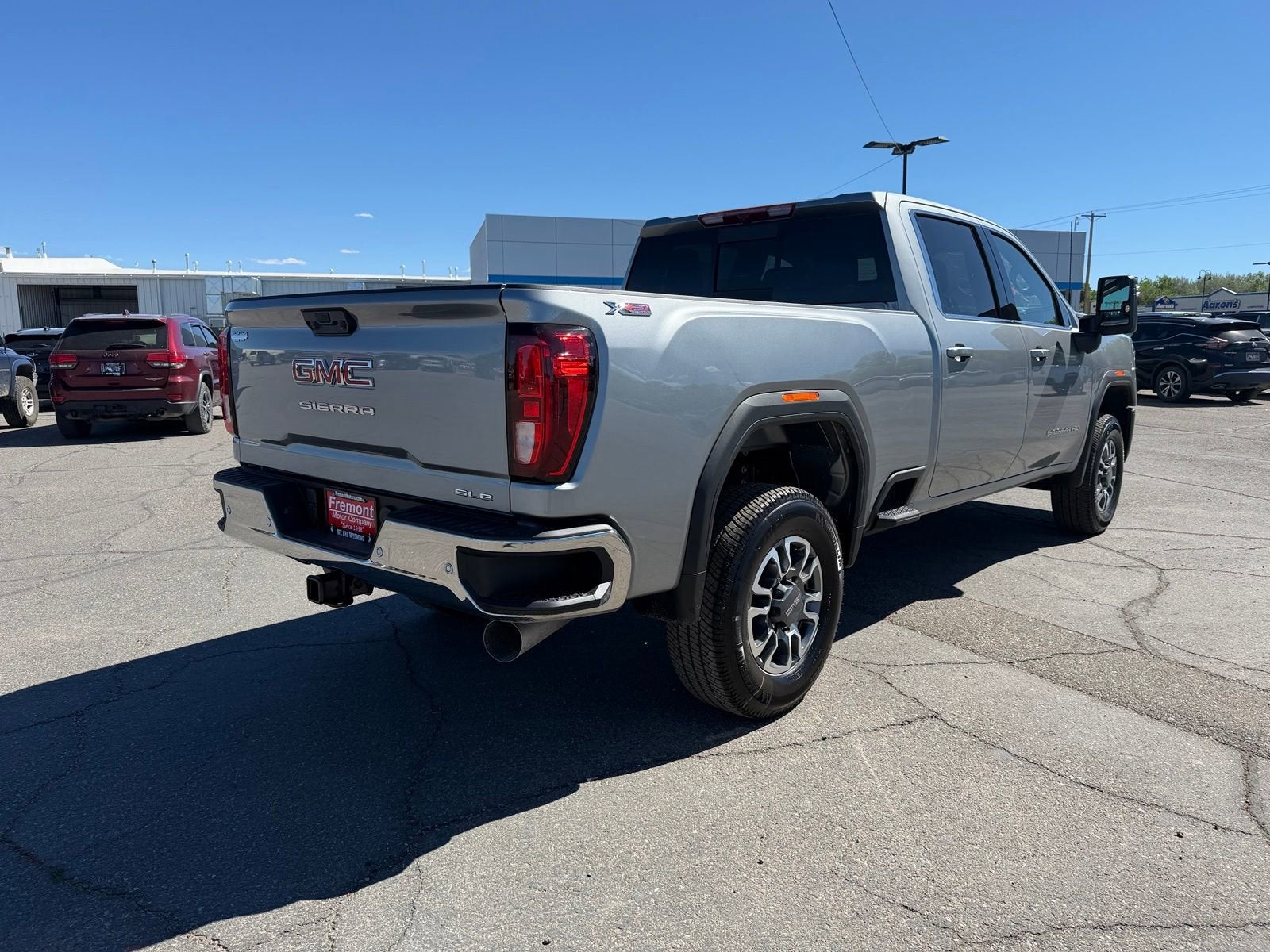 2026 GMC Sierra 2500 HD SLE