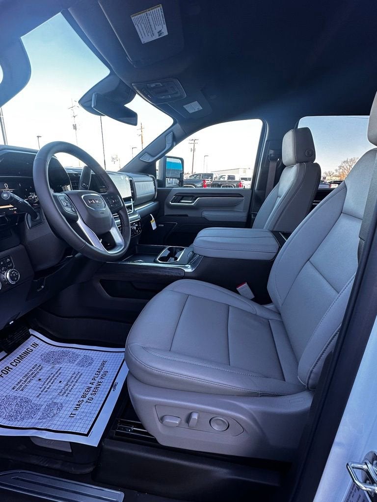 2026 GMC Sierra 2500 HD SLT